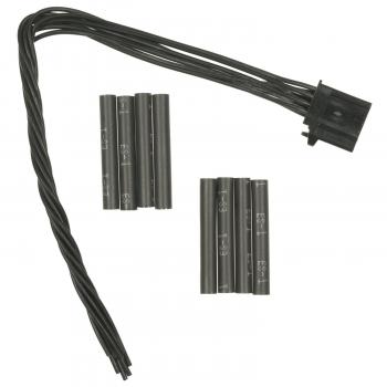 Standard Motor Products S1777 - Windshield Wiper Switch Connector Standard Motor Products S1777 Combination Switch Connector product image 2 of 3