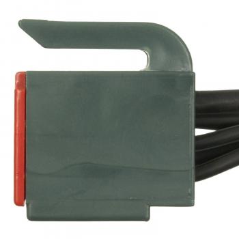 Standard Motor Products S1788 A/C Compressor Clutch Relay Connector product image 1 of 3