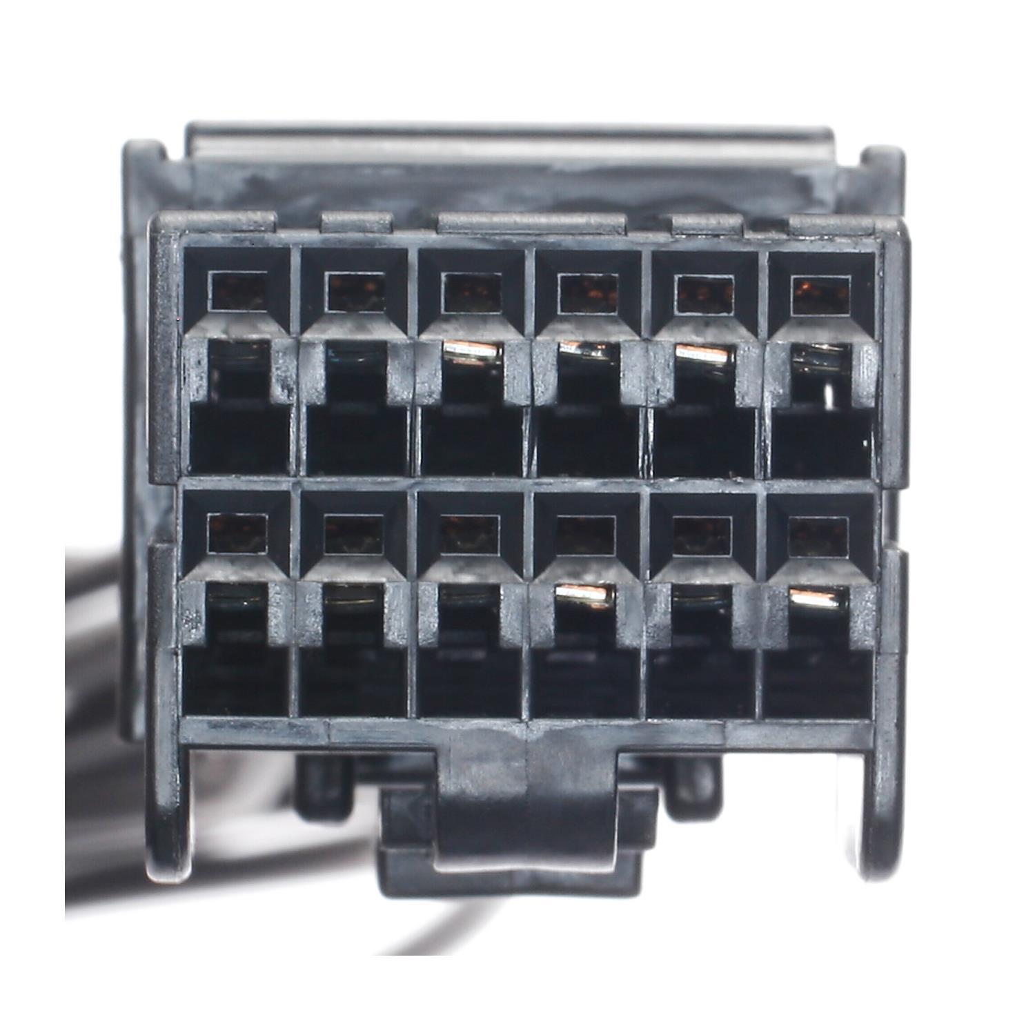Standard Motor Products S1851 - CD Changer Connector Standard Motor Products S1851 CD Changer Connector product image 2 of 3