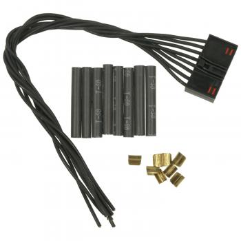 Standard Motor Products S1882 - HVAC Blower Motor Resistor Connector Standard Motor Products S1882 A/C Compressor Cut-Out Switch Harness Connector product image 2 of 3