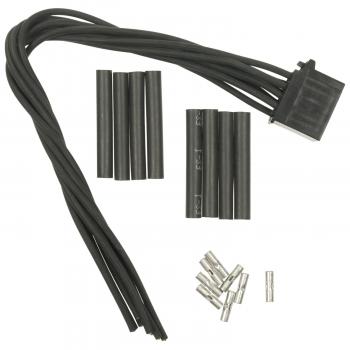 Standard Motor Products S2068 Junction Block Connector product image 2 of 3