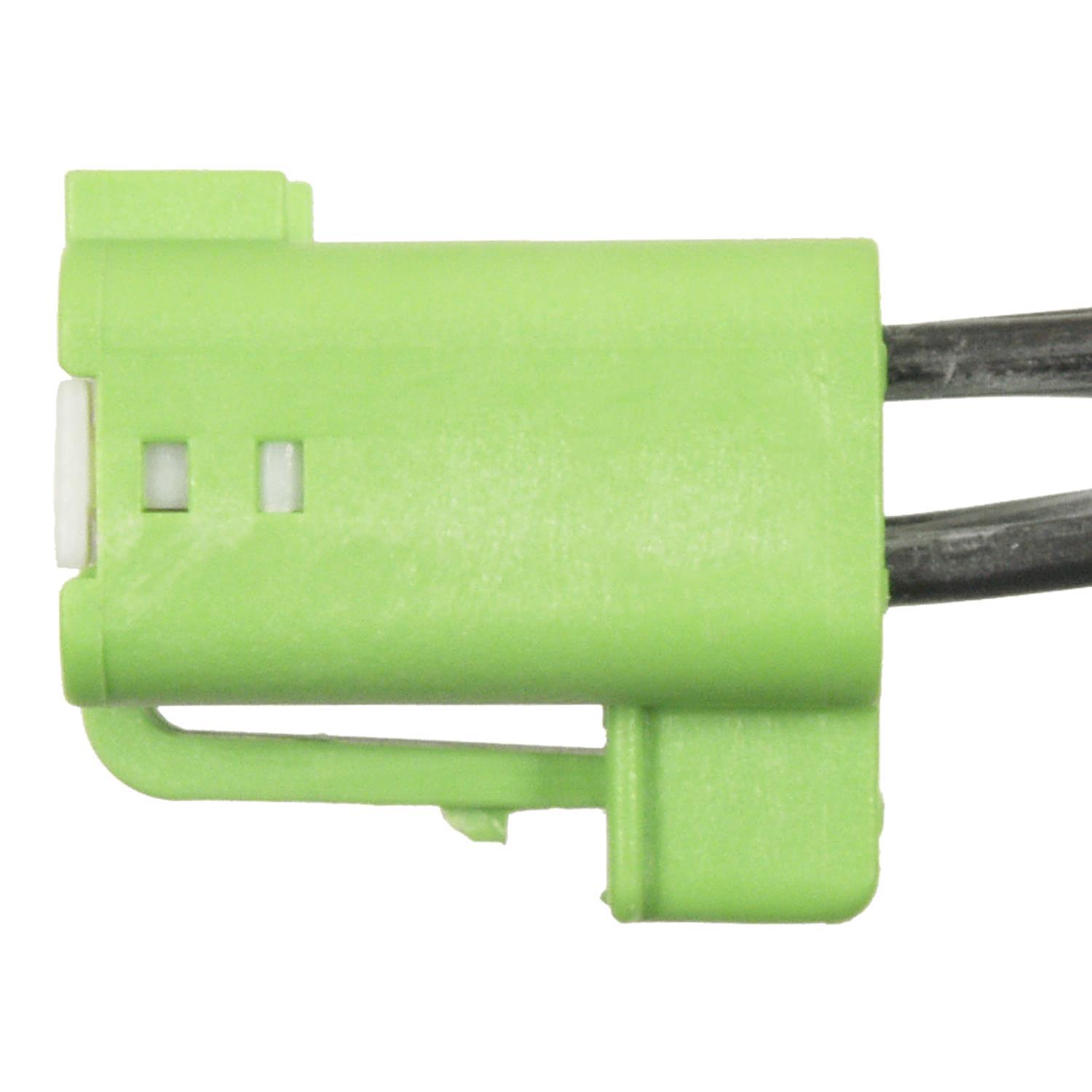 Standard Motor Products S2092 - Fog Light Connector Standard Motor Products S2092 Fog Light Connector product image 1 of 3