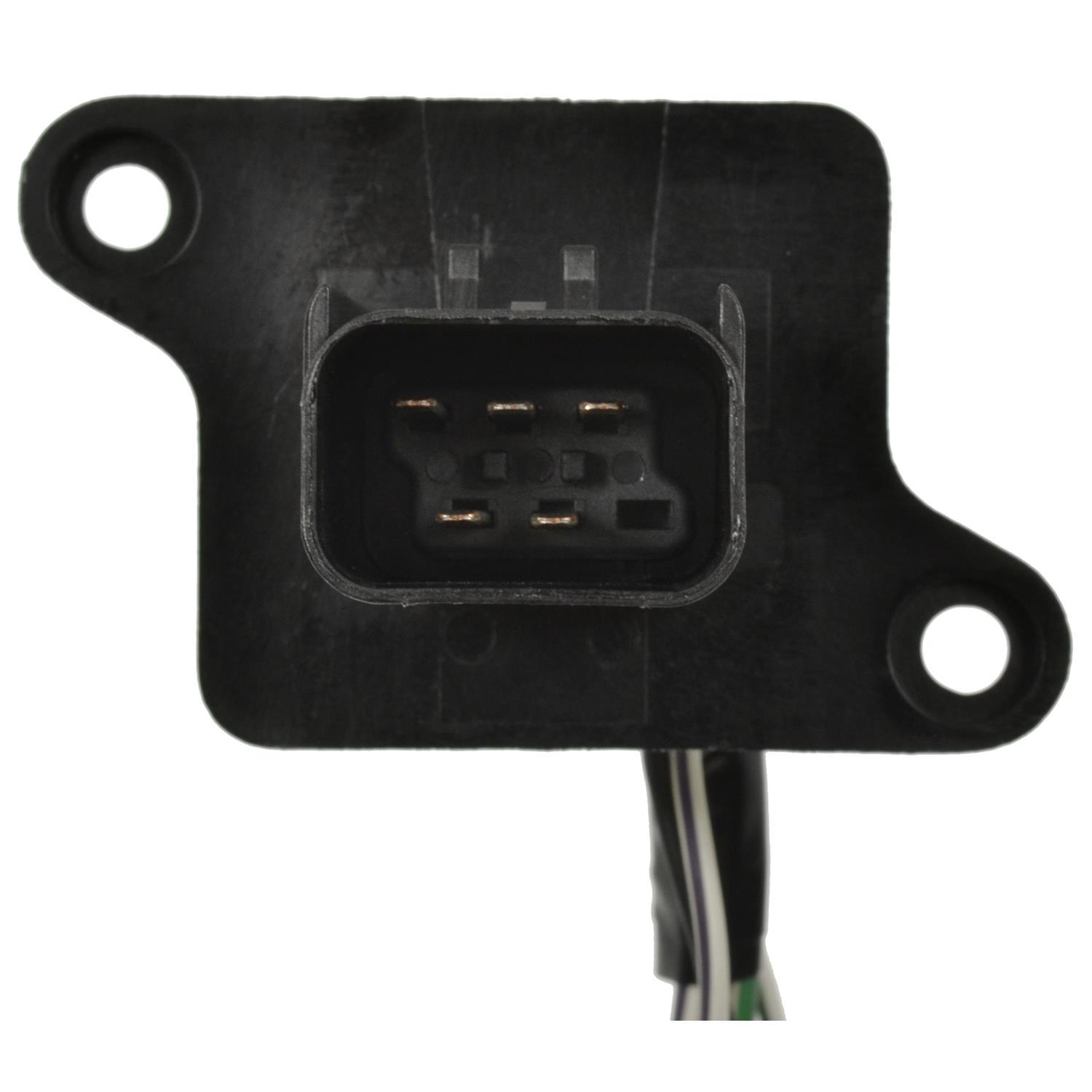 Standard Motor Products S2135 Brake / Tail / Turn Signal Light Connector product image 3 of 3