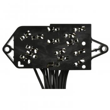 Standard Motor Products S2216 - Radio Power Connector Standard Motor Products S2216 Radio Power Connector product image 3 of 3