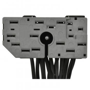 Standard Motor Products S2256 A/C Compressor Cut-Out Switch Harness Connector product image 3 of 6
