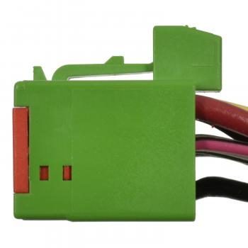 Standard Motor Products S2274 - Headlight Switch Connector Standard Motor Products S2274 A/C Compressor Cut-Out Switch Harness Connector product image 1 of 3