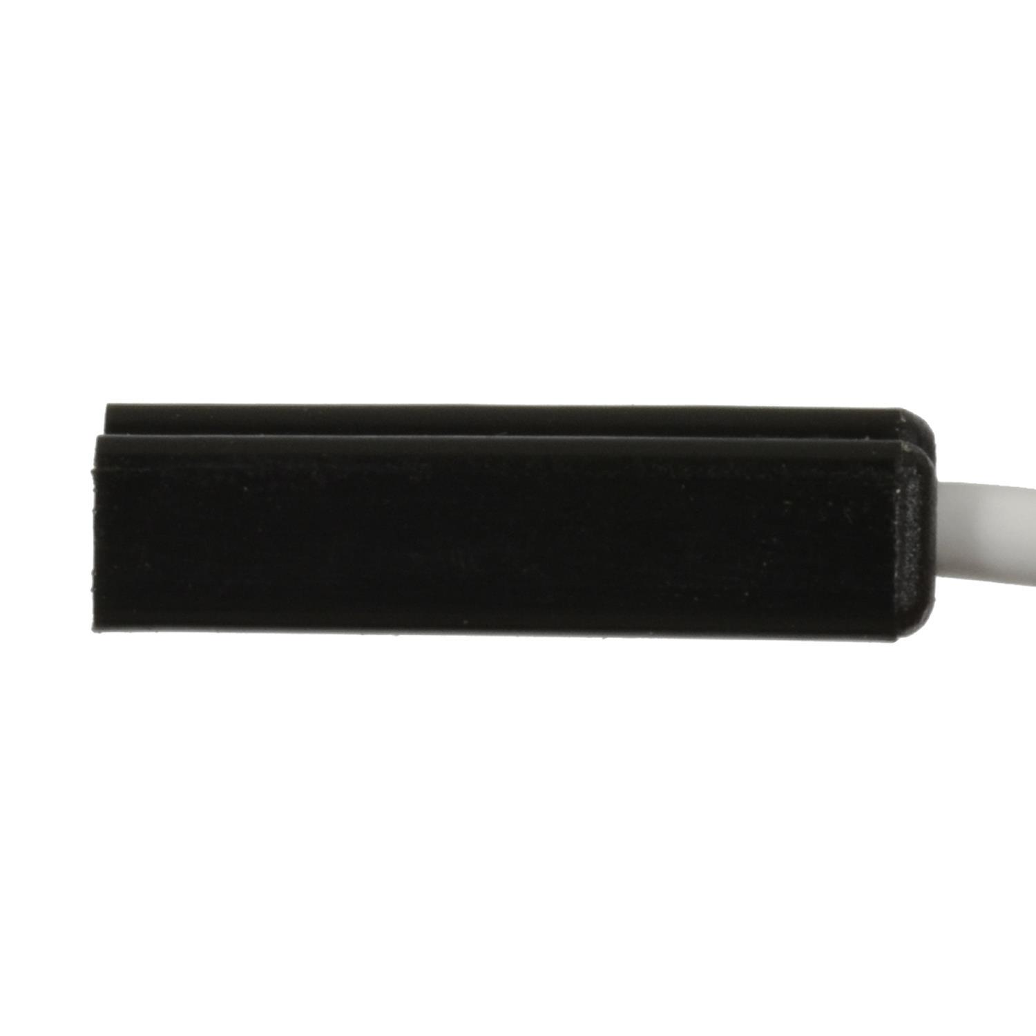 Standard Motor Products S2292 Engine Coolant Temperature Sending Unit Switch Connector product image 1 of 3