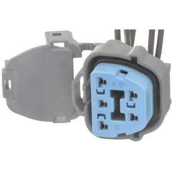 Standard Motor Products S2830 - Fuel Pump / Sending Unit Connector Standard Motor Products S2830 Fuel Pump / Sending Unit Connector product image 1 of 4