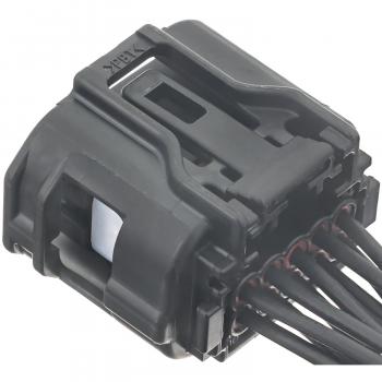 Standard Motor Products S2846 - Blind Spot Detection Sensor Connector Standard Motor Products S2846 Blind Spot Detection Sensor Connector product image 4 of 4