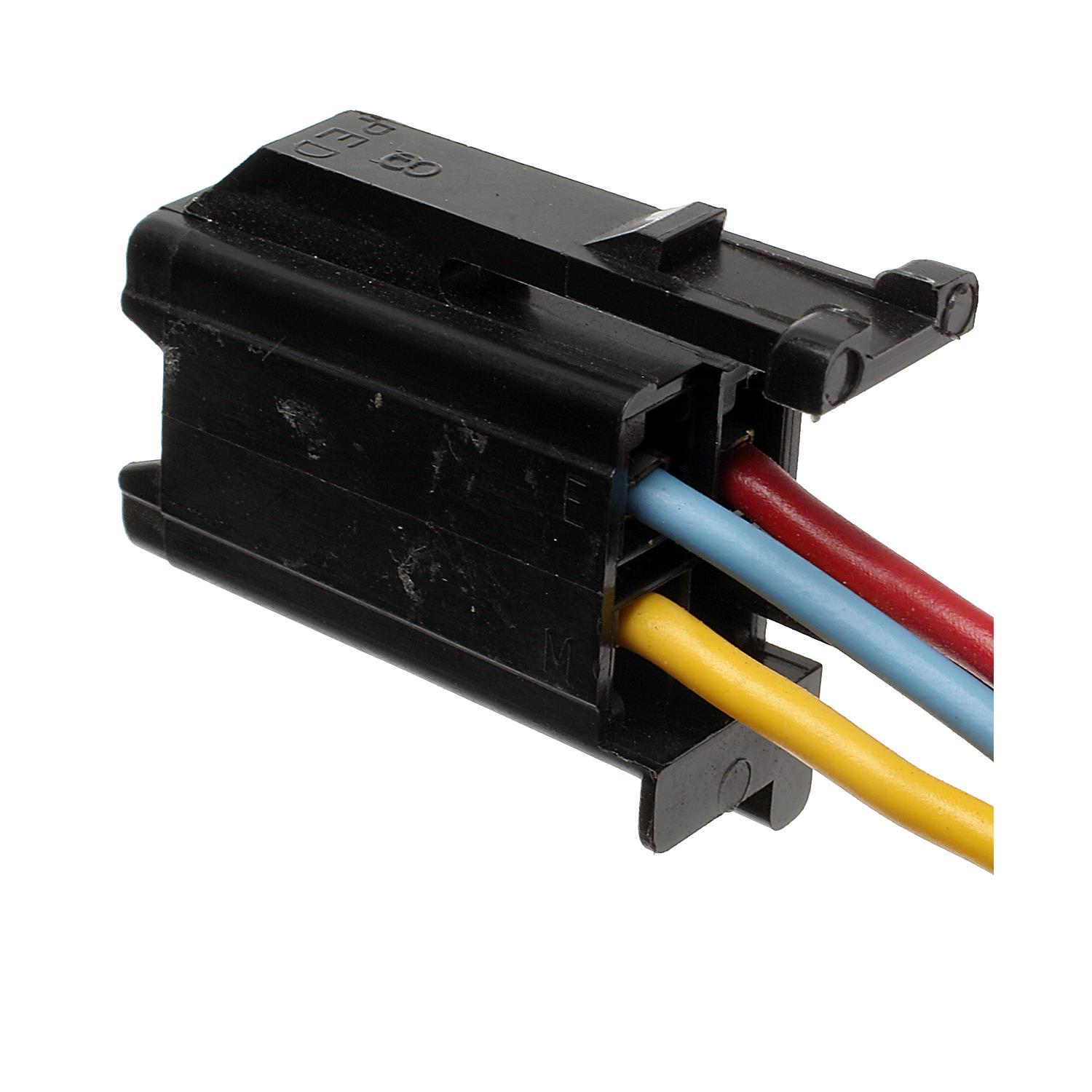 Standard Motor Products S530 - Radio Power Connector Standard Motor Products S530 Radio Power Connector product image 1 of 3