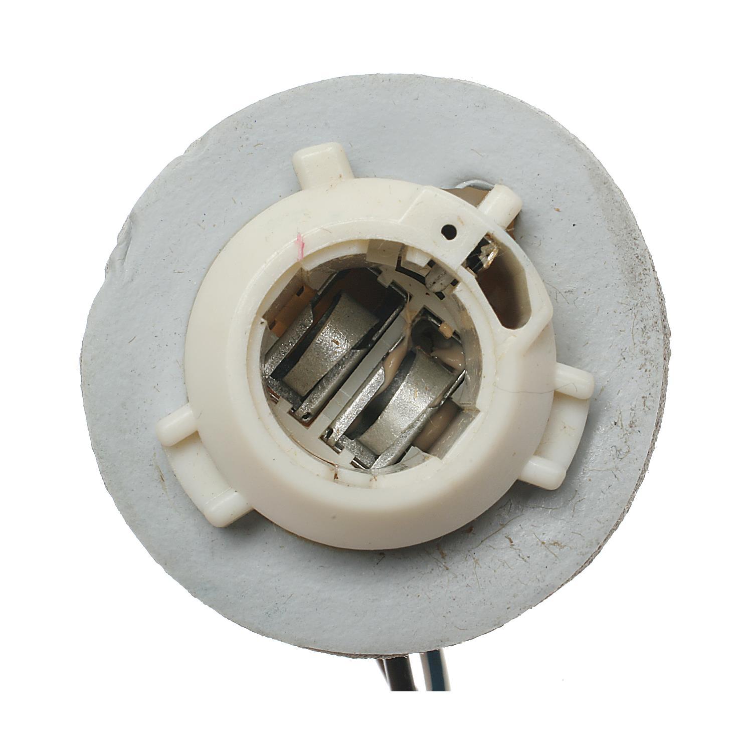 Standard Motor Products S531 - Tail Lamp Socket Standard Motor Products S531 Back Up Light Socket product image 3 of 3