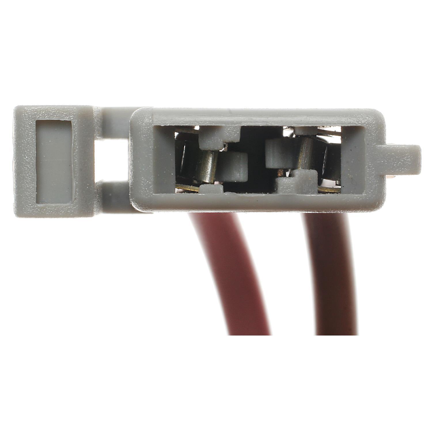 Standard Motor Products S537 - HVAC Clutch Coil Connector Standard Motor Products S537 A/C Compressor Clutch Relay Connector product image 3 of 3