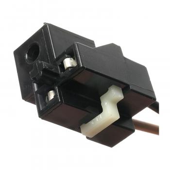 Standard Motor Products S541 Headlight Connector product image 1 of 3