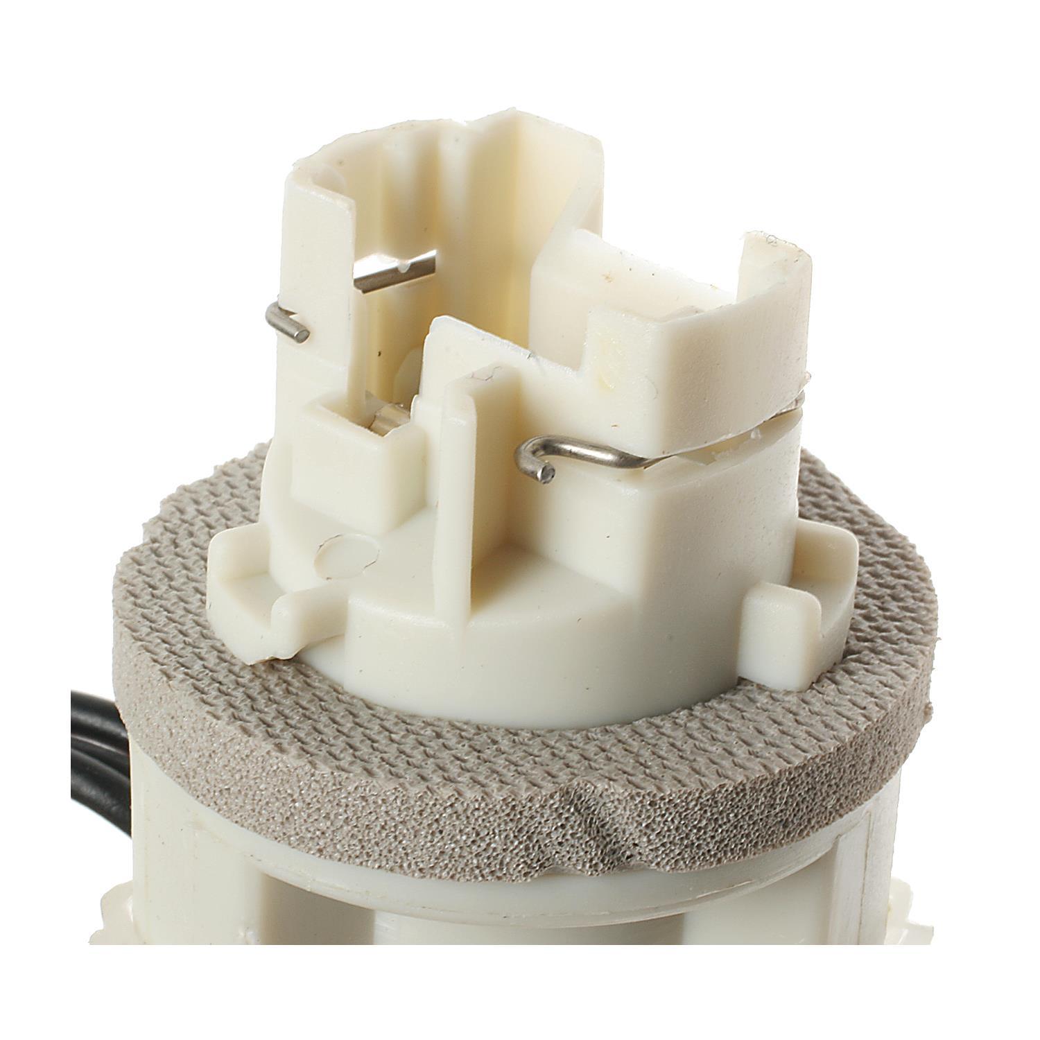 Standard Motor Products S547 - Tail Lamp Socket Standard Motor Products S547 Back Up Light Socket product image 1 of 3
