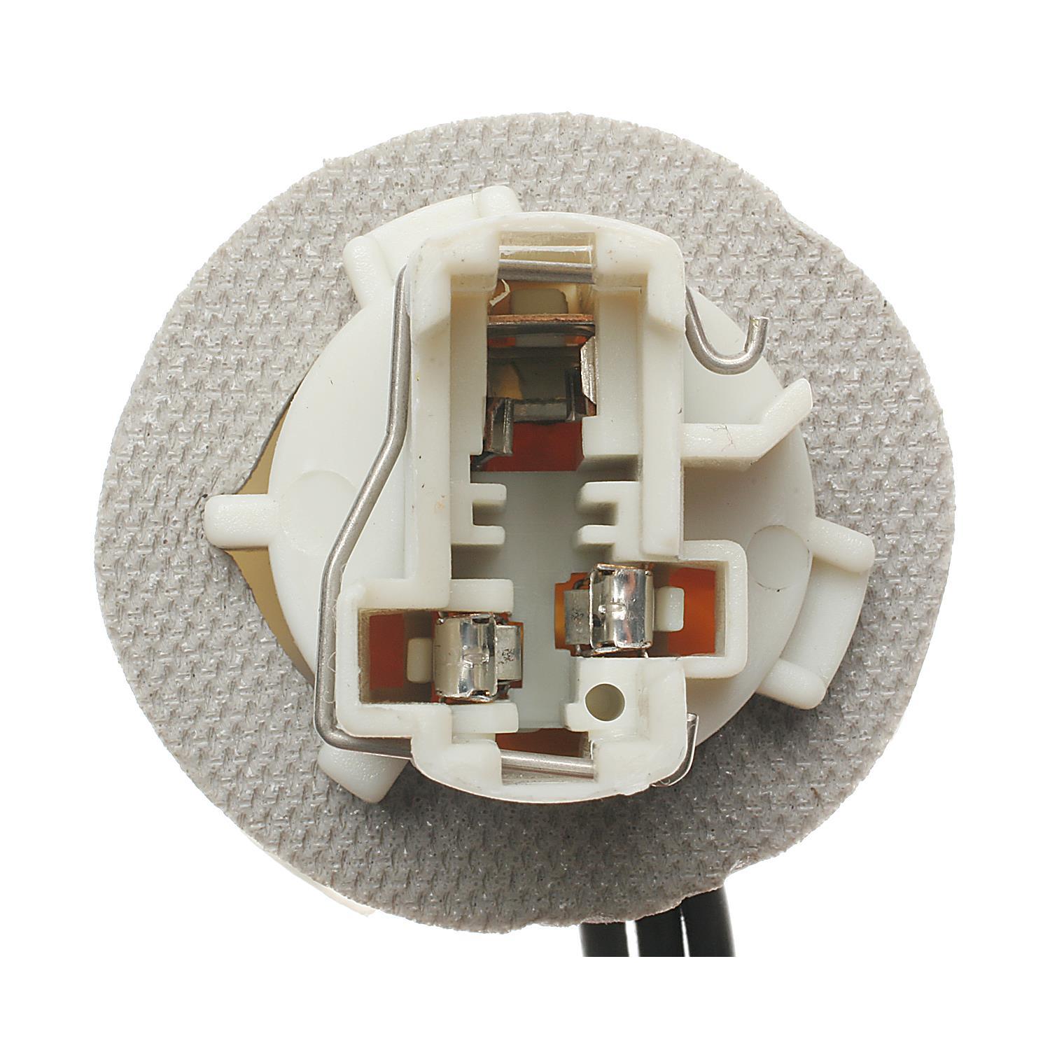 Standard Motor Products S547 - Tail Lamp Socket Standard Motor Products S547 Back Up Light Socket product image 3 of 3