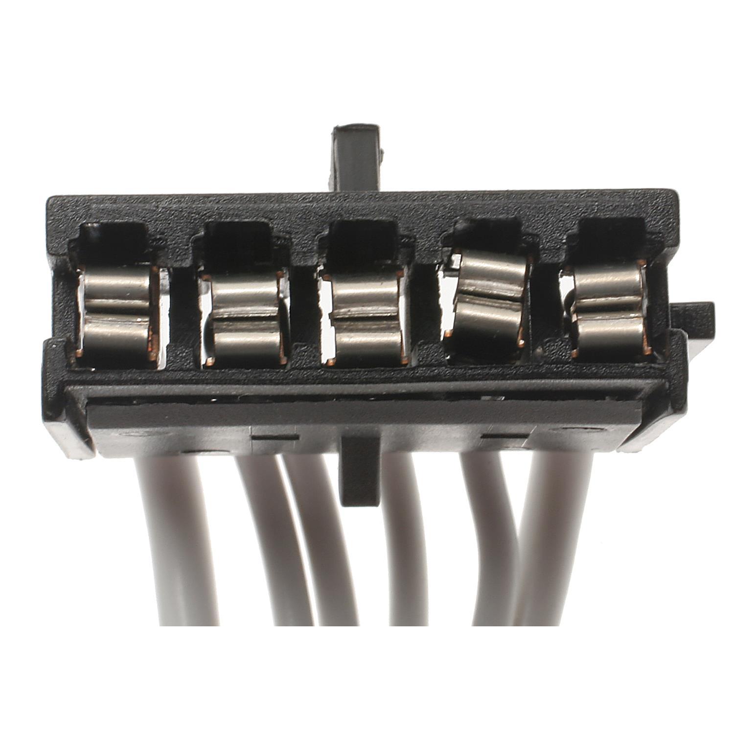 Standard Motor Products S615 - Water in Fuel Sensor Connector Standard Motor Products S615 A/C Clutch Control Relay Harness Connector product image 3 of 3