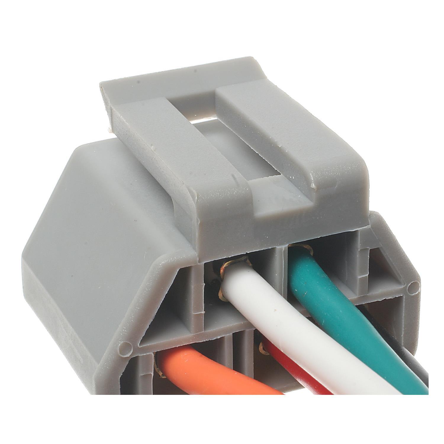 Standard Motor Products S625 - HVAC Blower Motor Resistor Connector Standard Motor Products S625 HVAC Blower Control Switch Connector product image 1 of 3