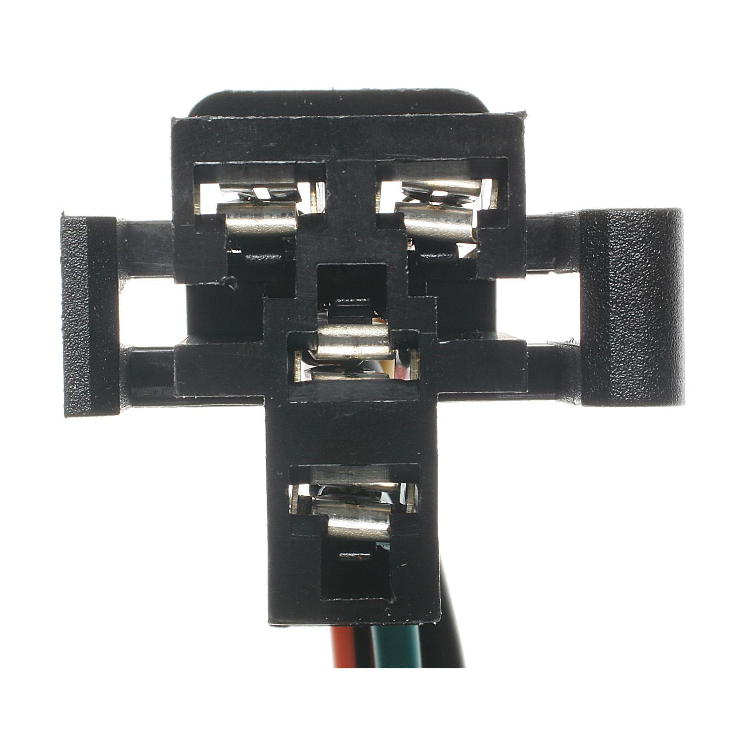 Standard Motor Products S630 - HVAC Blower Motor Resistor Connector Standard Motor Products S630 HVAC Blower Motor Connector product image 3 of 3