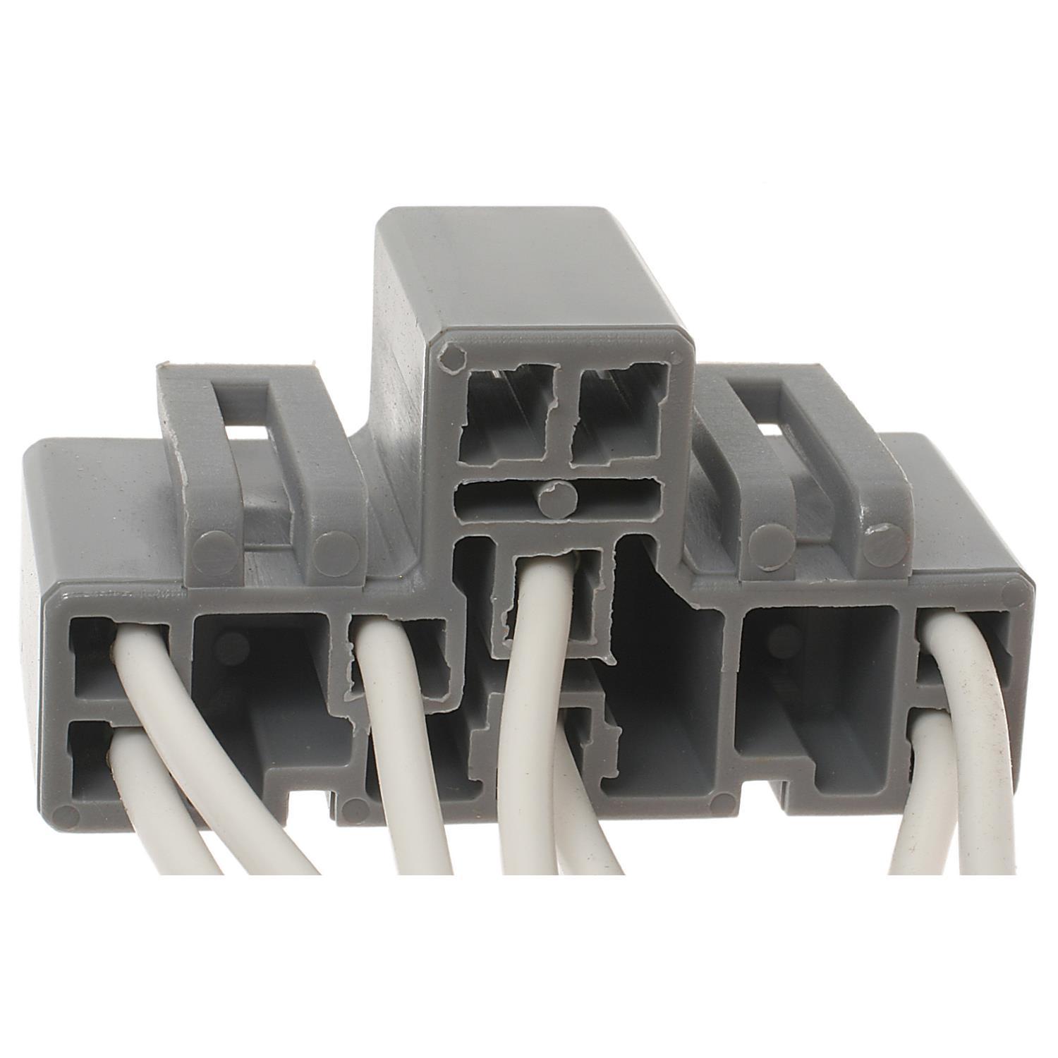 Standard Motor Products S661 - Windshield Wiper Switch Connector Standard Motor Products S661 Hazard Warning Switch Connector product image 1 of 3