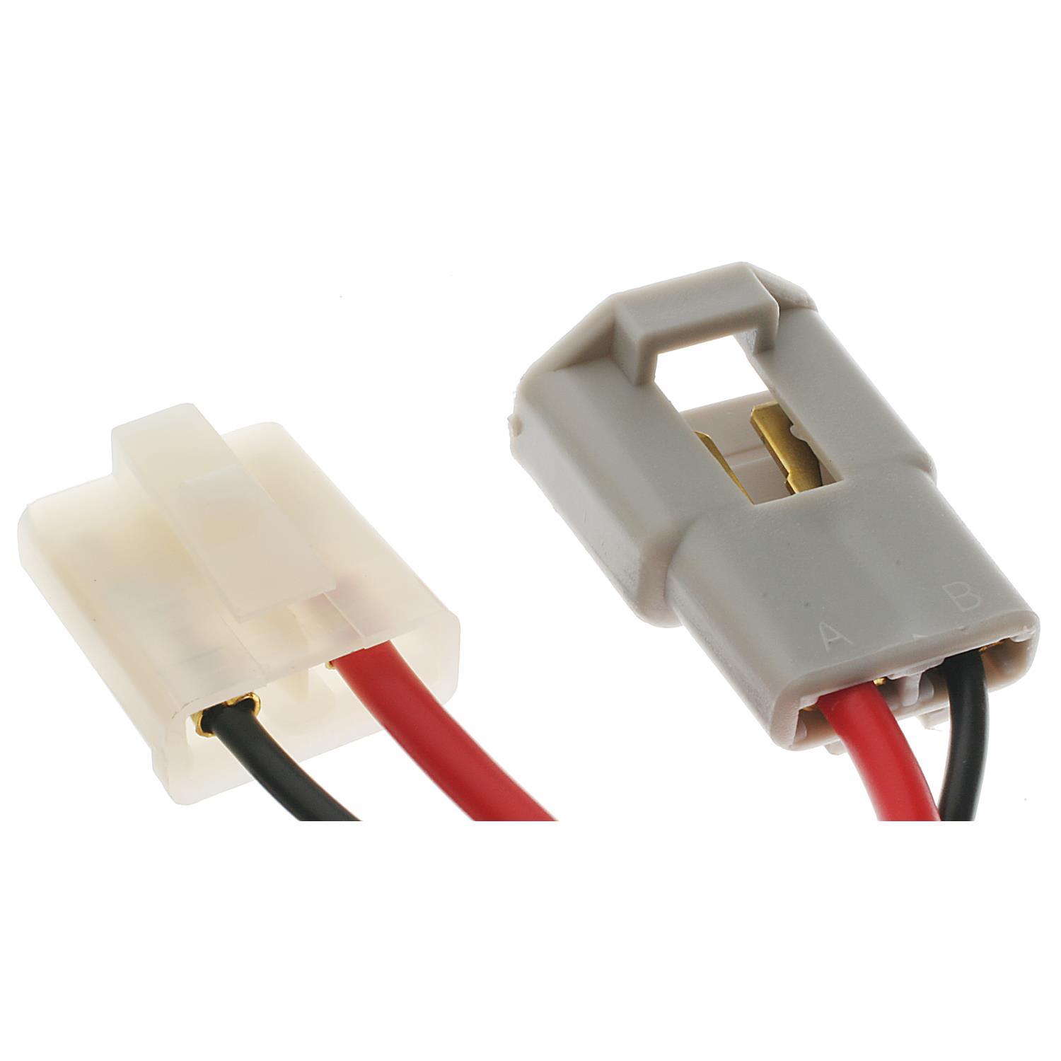 Standard Motor Products S705 - Voltage Regulator Connector Standard Motor Products S705 Alternator Connector product image 1 of 3