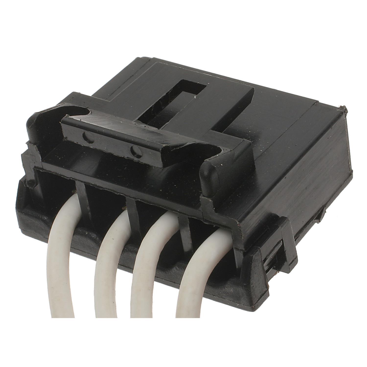 Standard Motor Products S714 - HVAC Blower Motor Connector Standard Motor Products S714 Body Wiring Harness Connector product image 1 of 3