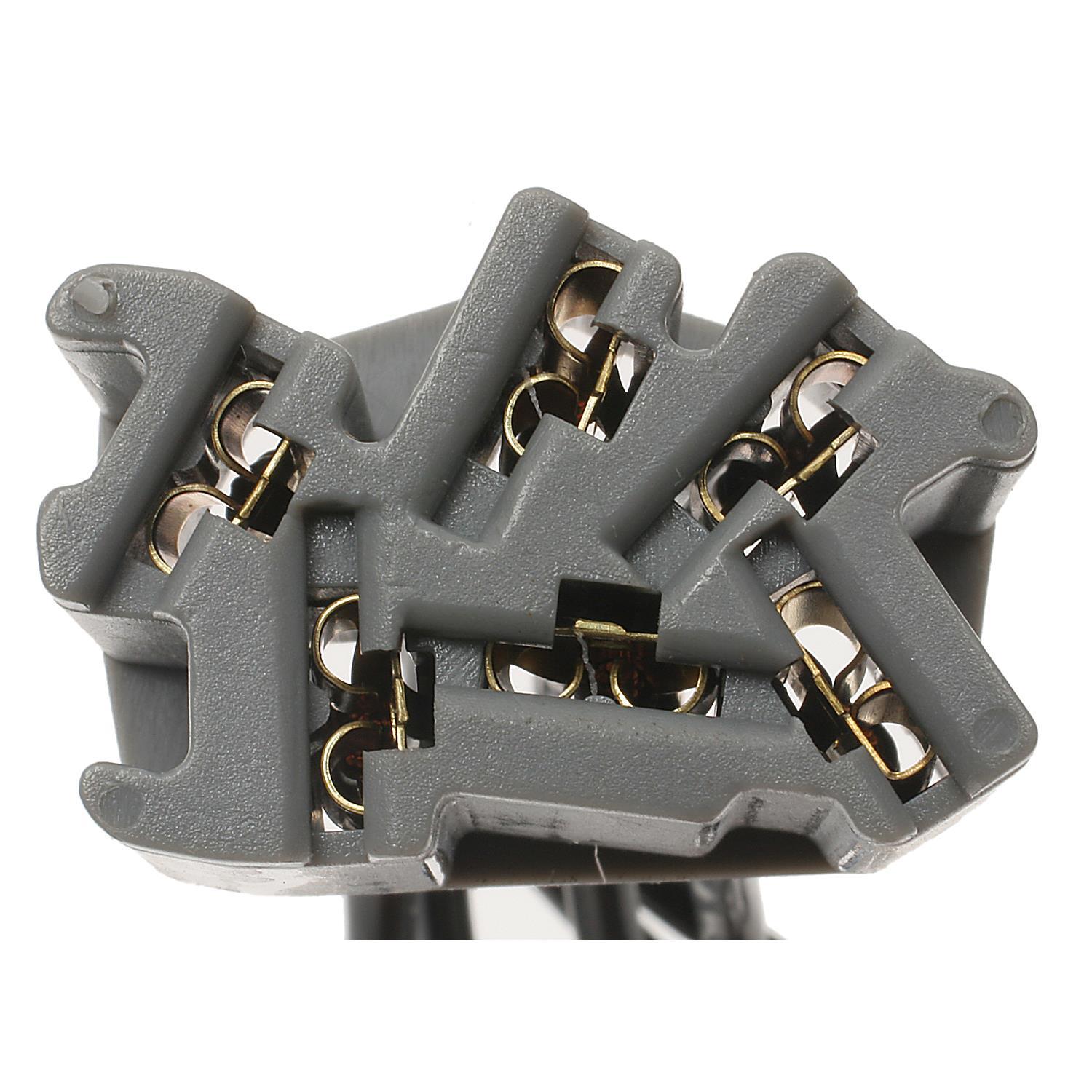 Standard Motor Products S716 - Ignition Switch Connector Standard Motor Products S716 Ignition Switch Connector product image 3 of 3