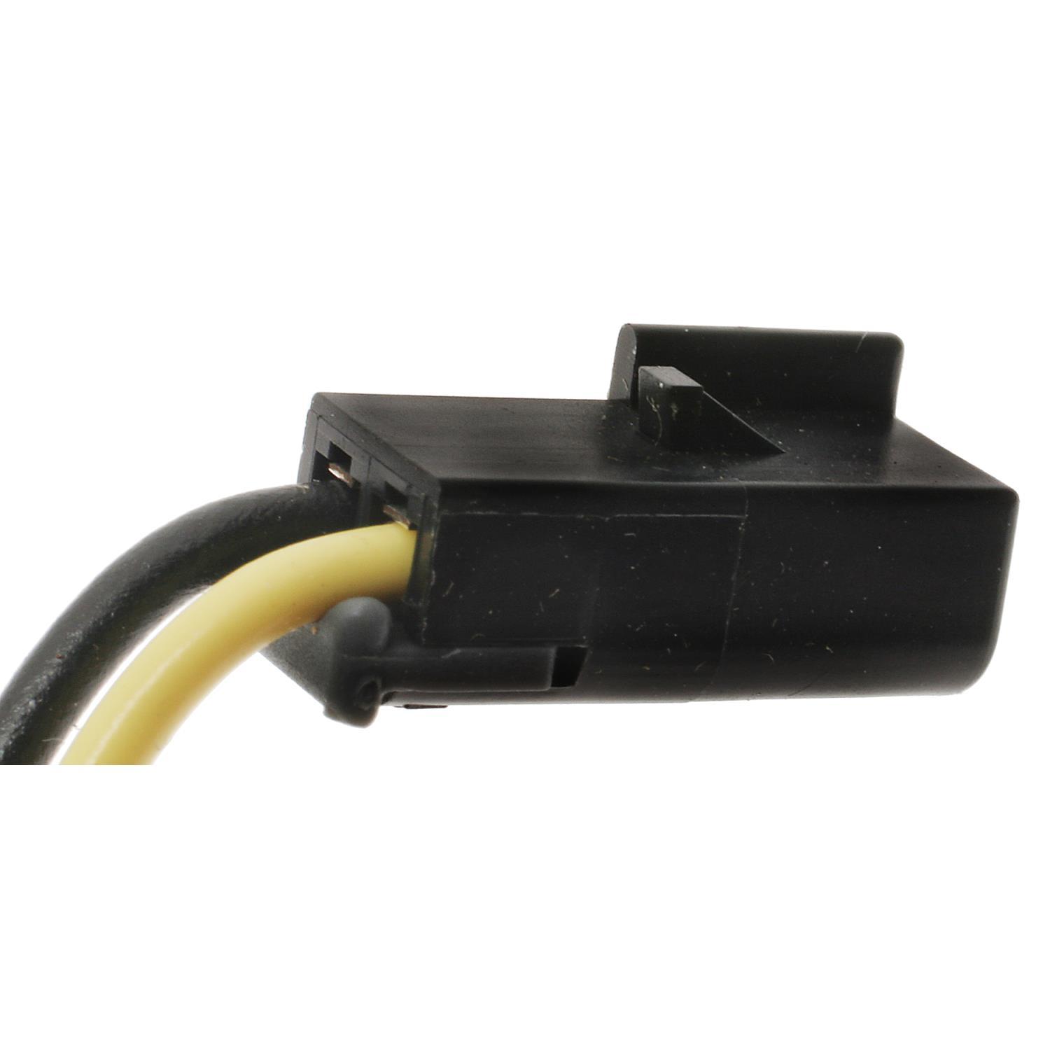 Standard Motor Products S717 - Daytime Running Lamp Module Connector Standard Motor Products S717 A/C Evaporator Temperature Sensor Connector product image 1 of 3
