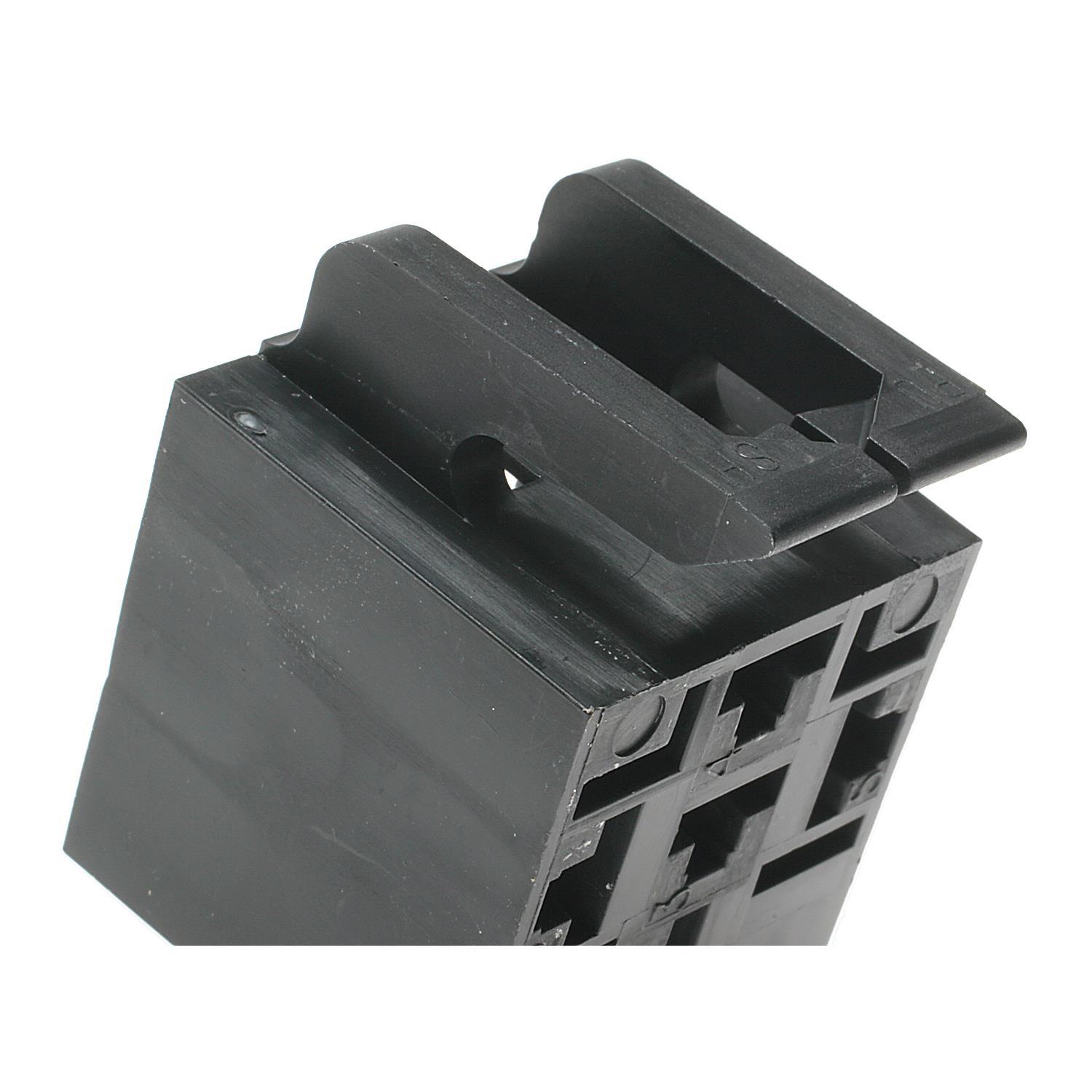 Standard Motor Products S721 - Relay Connector Standard Motor Products S721 A/C Compressor Clutch Relay Connector product image 1 of 3