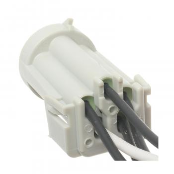 Standard Motor Products S736 - Tail Light Connector Standard Motor Products S736 Tail Light Connector product image 1 of 3