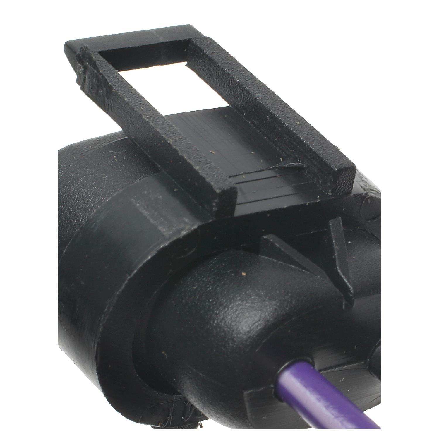 Standard Motor Products S743 - Neutral Safety Switch Connector Standard Motor Products S743 Back Up Light Connector product image 1 of 3