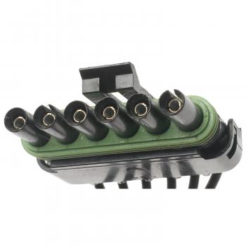 Standard Motor Products S764 A/C Compressor Cut-Out Switch Harness Connector product image 3 of 3
