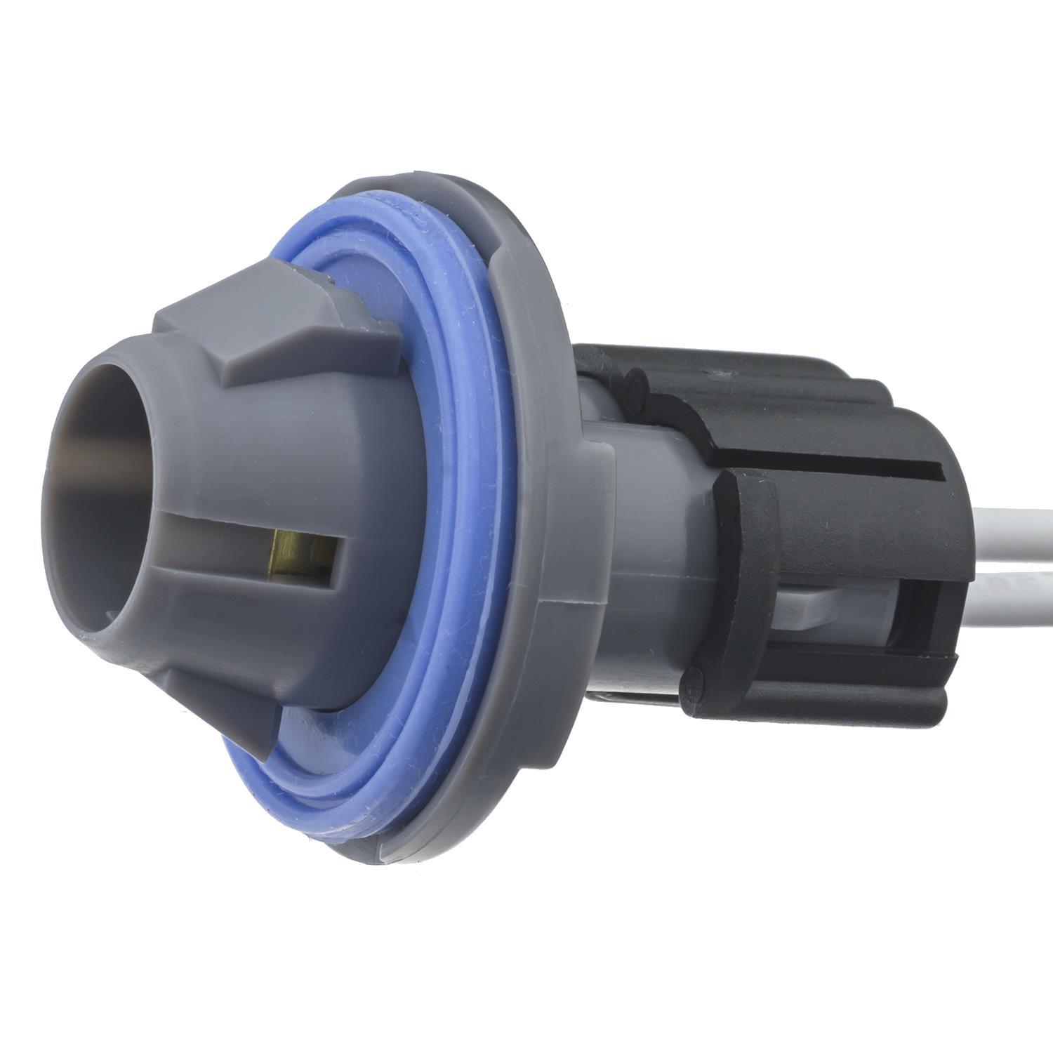 Standard Motor Products S789 - Tail Lamp Socket Standard Motor Products S789 Back Up Light Socket product image 1 of 3