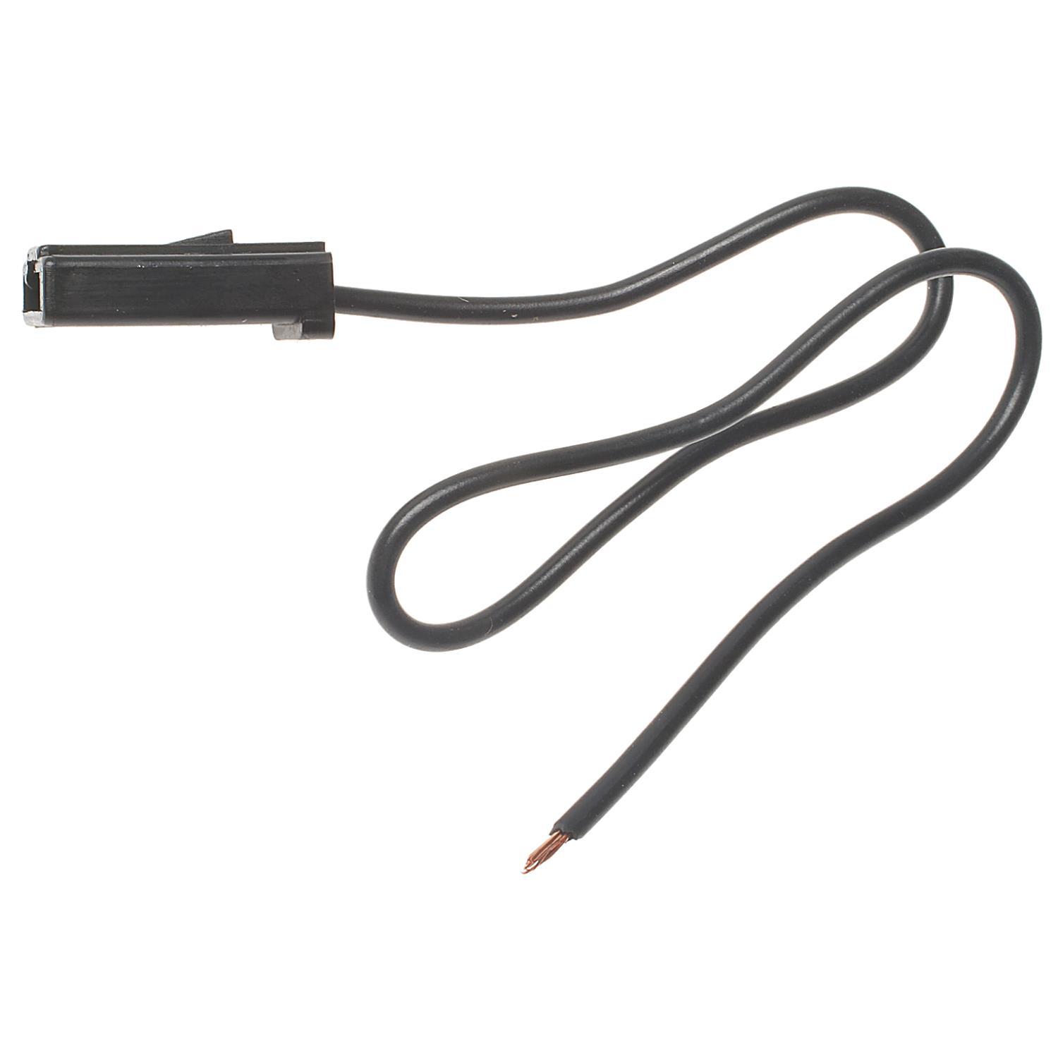 Standard Motor Products S81 - Voltage Regulator Connector Standard Motor Products S81 Alternator Connector product image 2 of 3