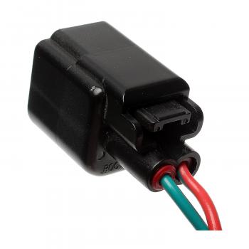 Standard Motor Products S823 - Ignition Knock (Detonation) Sensor Connector Standard Motor Products S823 Back Up Light Switch Connector product image 1 of 3