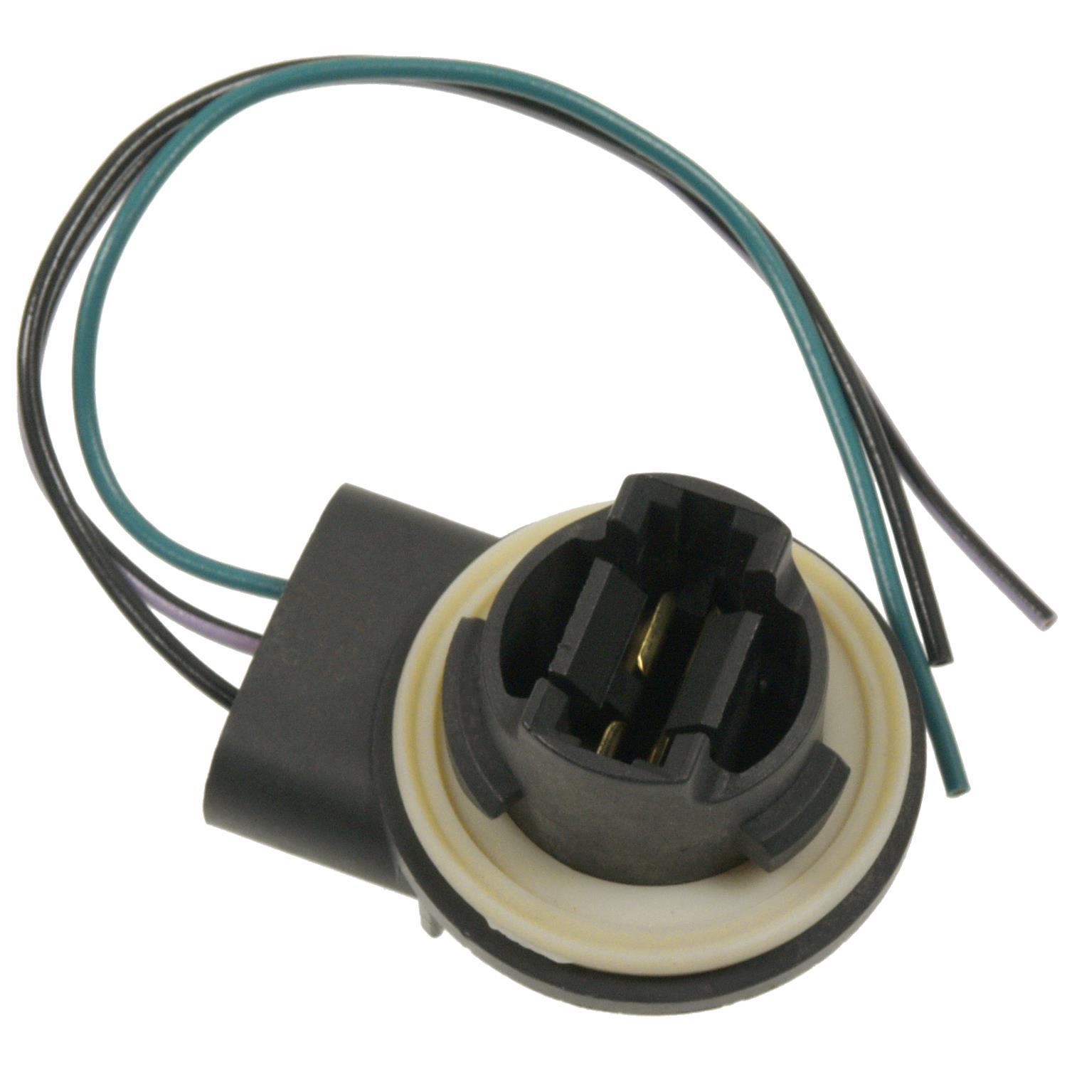 Standard Motor Products S862 - Tail Lamp Socket Standard Motor Products S862 Back Up Light Socket product image 1 of 3