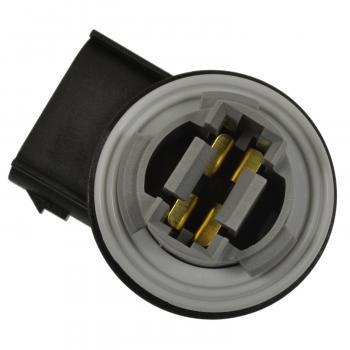 Standard Motor Products S879 - Tail Lamp Socket Standard Motor Products S879 Back Up Light Socket product image 1 of 3