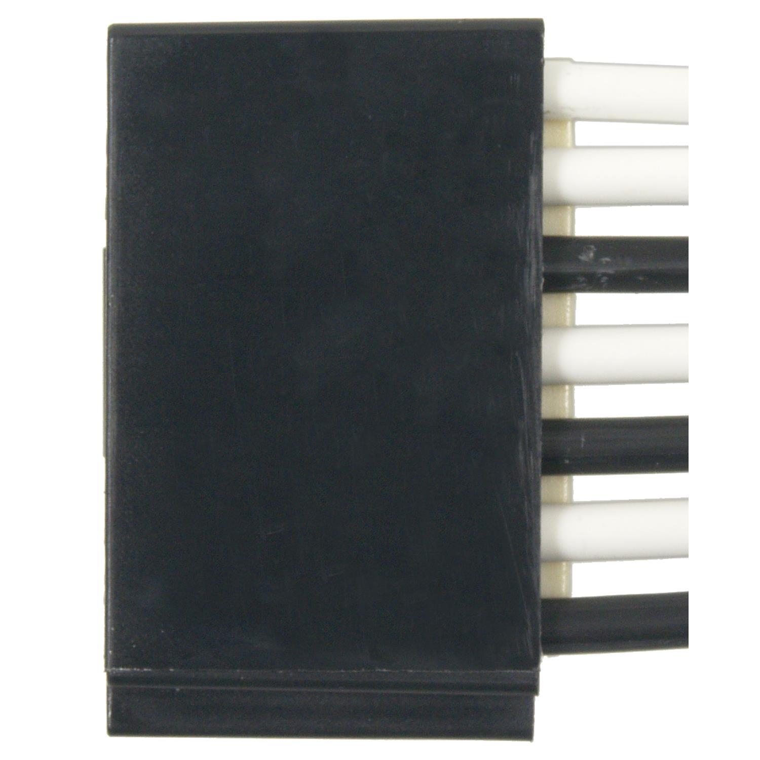 Standard Motor Products S916 - HVAC Blower Motor Resistor Connector Standard Motor Products S916 Door Lock Switch Connector product image 1 of 3