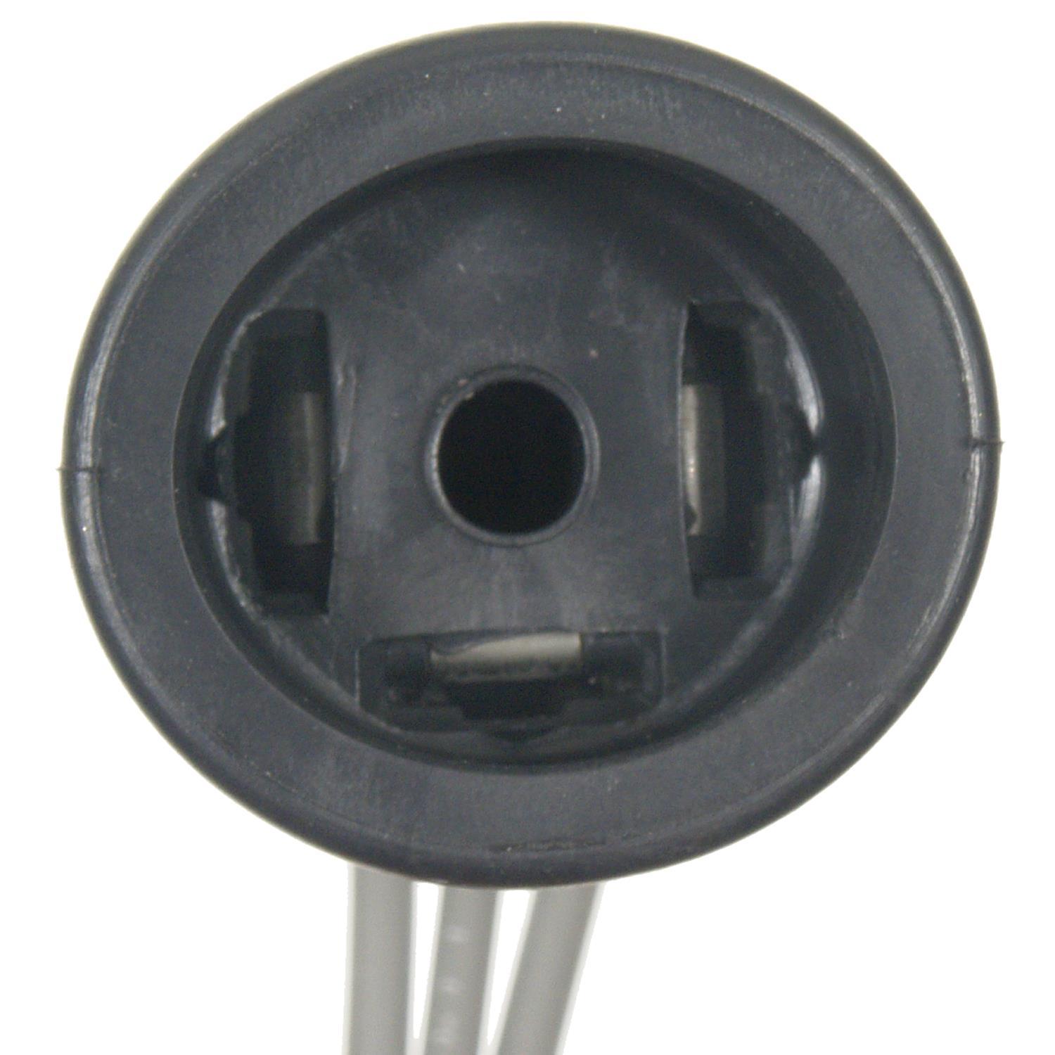 Standard Motor Products S956 - Oil Pressure Switch Connector Standard Motor Products S956 Oil Pressure Switch Connector product image 1 of 3