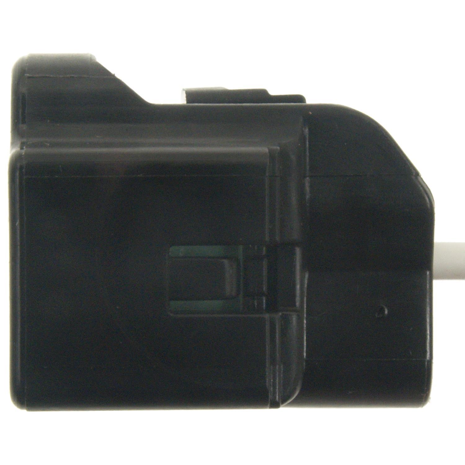 Standard Motor Products S986 - Vehicle Speed Sensor Connector Standard Motor Products S986 Ambient Air Temperature Sensor Connector product image 3 of 3