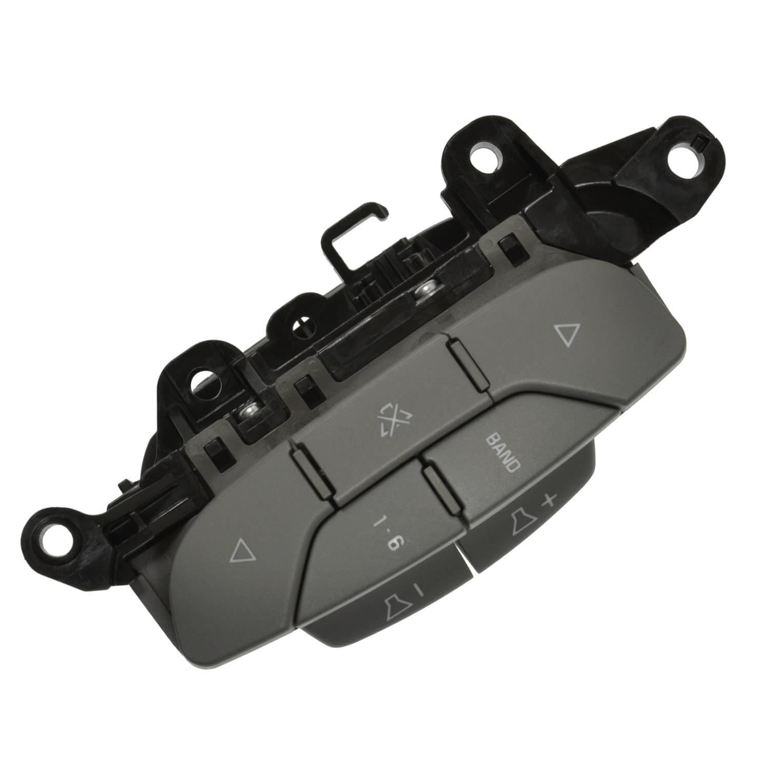 Standard Motor Products SAS123 - Steering Wheel Audio Control Switch Standard Motor Products SAS123 Steering Wheel Audio Control Switch product image 1 of 3