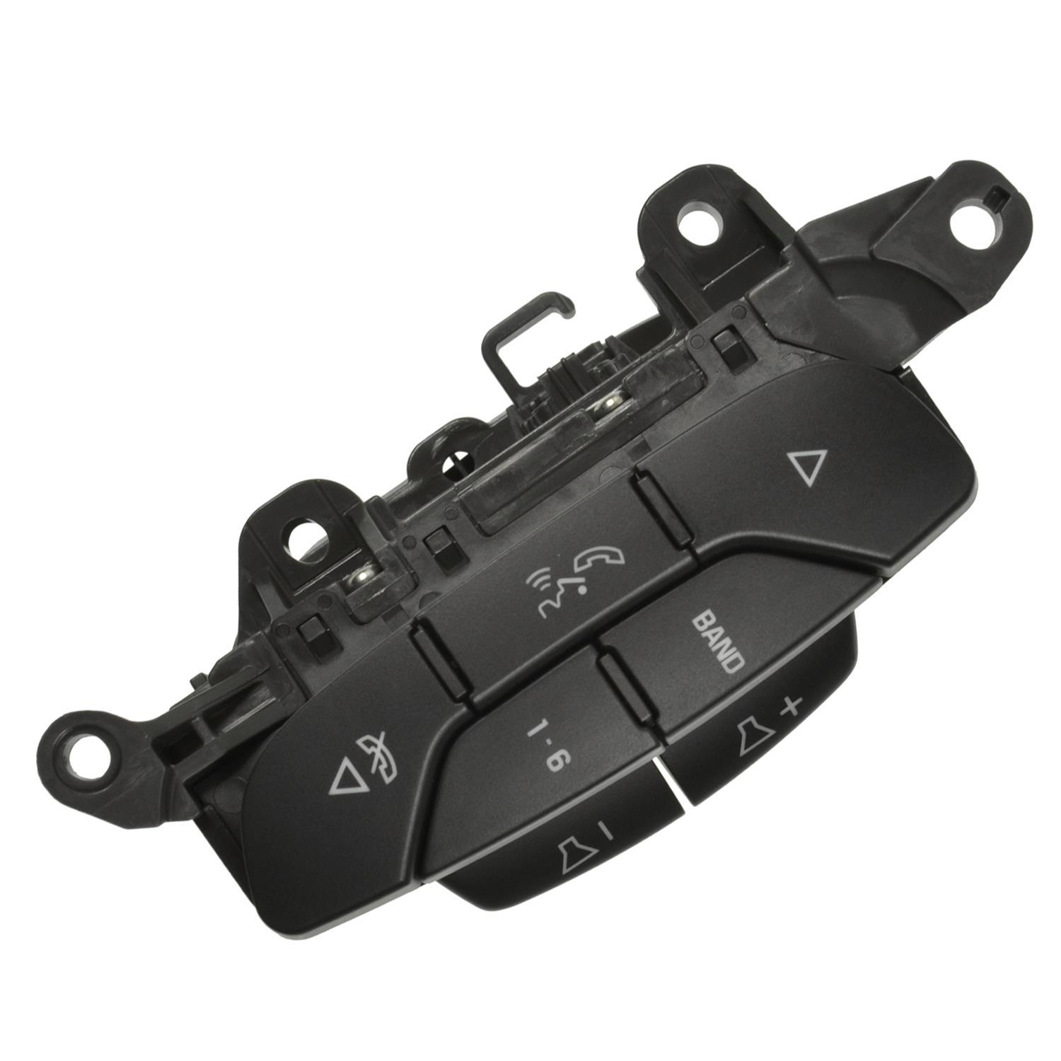 Standard Motor Products SAS192 - Steering Wheel Audio Control Switch Standard Motor Products SAS192 Steering Wheel Audio Control Switch product image 1 of 3