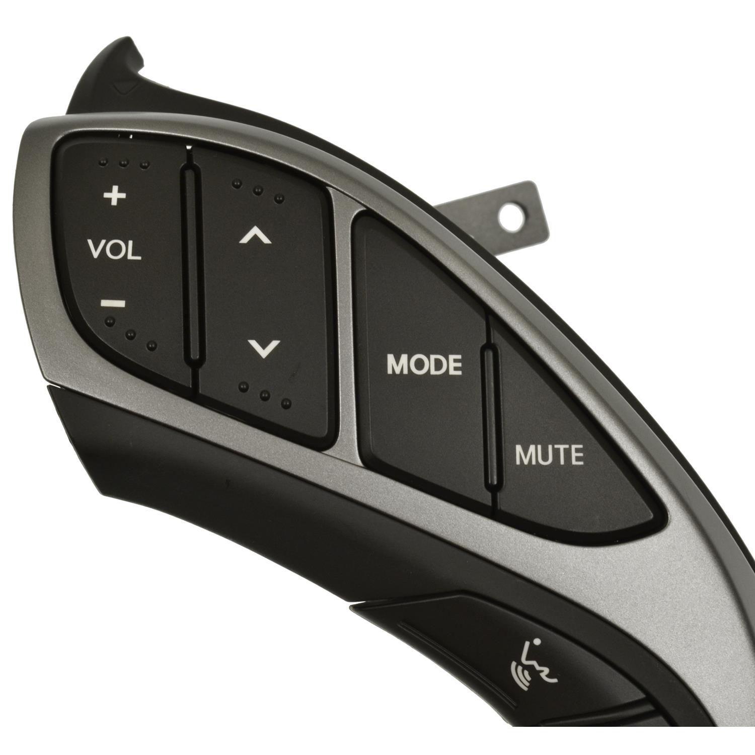 Standard Motor Products SAS238 - Steering Wheel Audio Control Switch Standard Motor Products SAS238 Steering Wheel Audio Control Switch product image 1 of 3