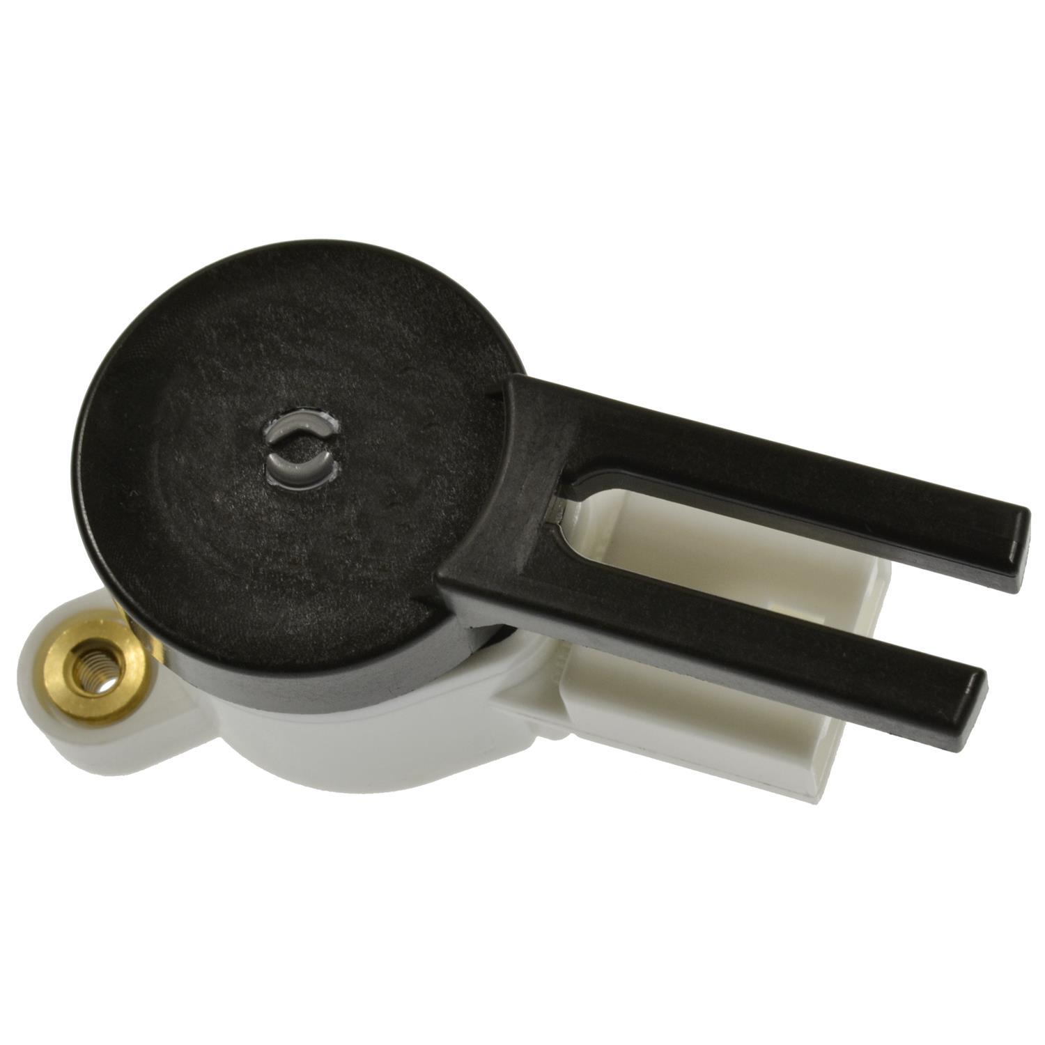 Standard Motor Products SLS554 Brake Light Switch product image 1 of 3