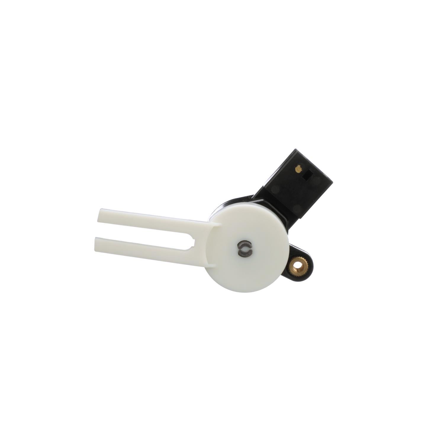 Standard Motor Products SLS556 - Brake Light Switch Standard Motor Products SLS556 Brake Light Switch product image 3 of 8