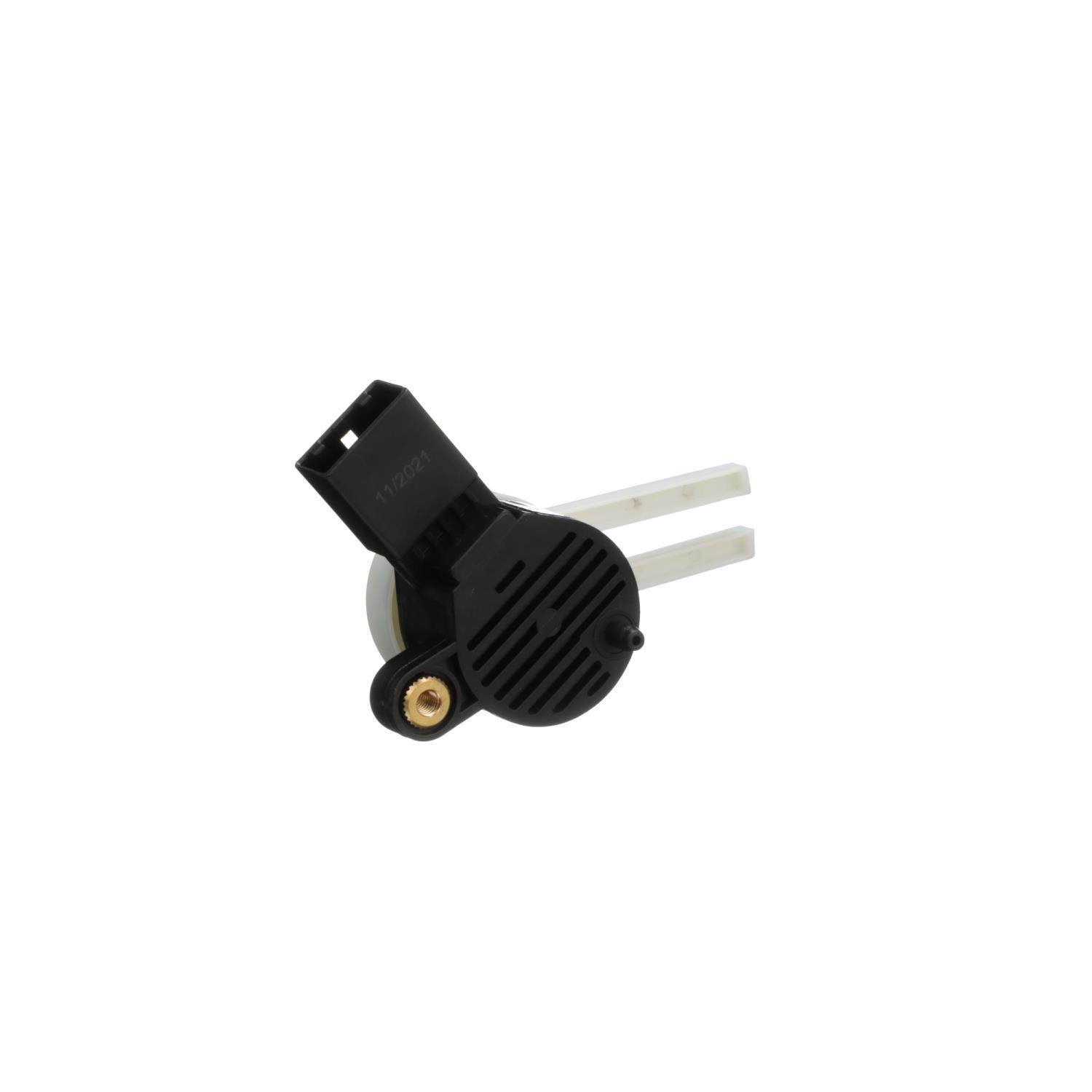 Standard Motor Products SLS556 - Brake Light Switch Standard Motor Products SLS556 Brake Light Switch product image 6 of 8