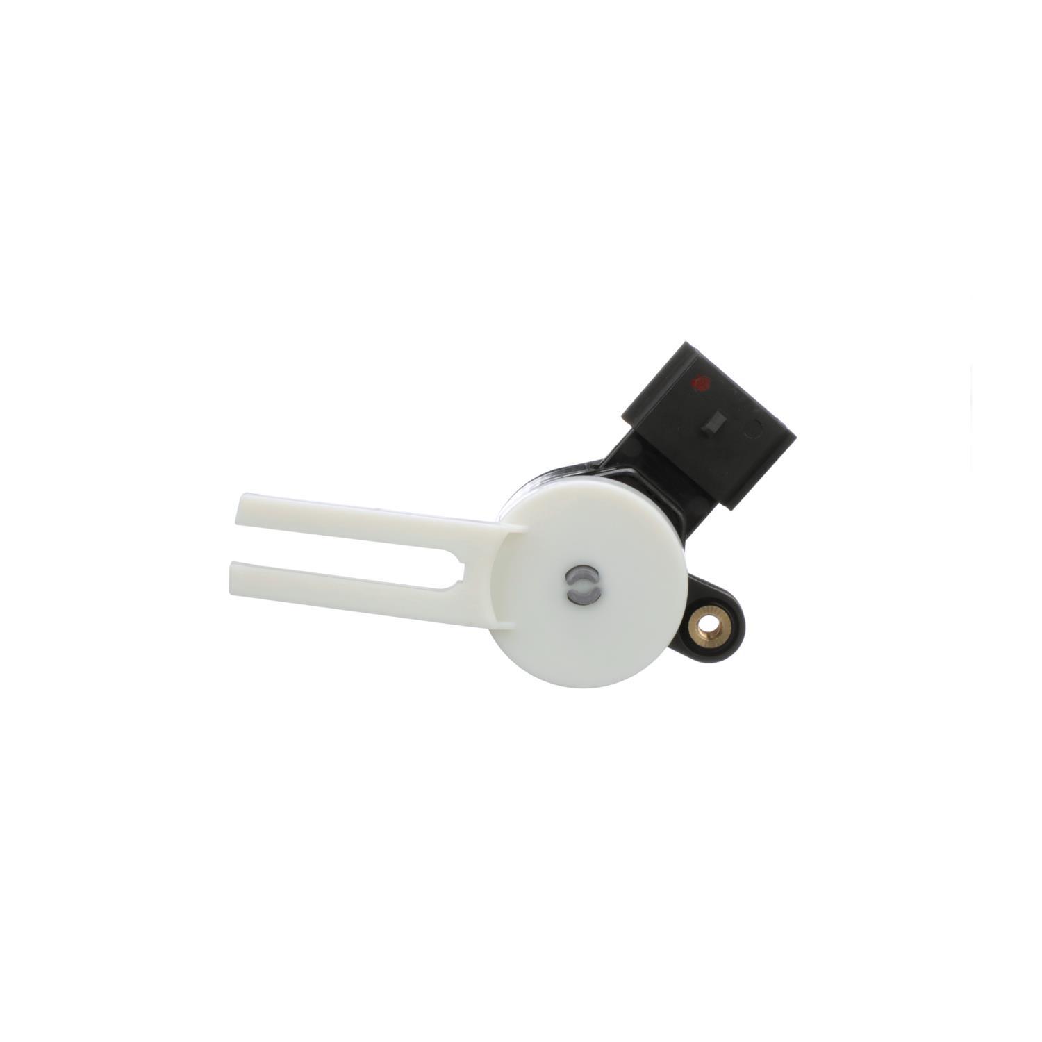 Standard Motor Products SLS568 - Brake Light Switch Standard Motor Products SLS568 Brake Light Switch product image 3 of 8