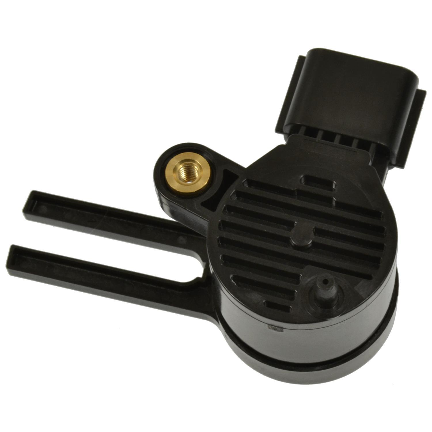 Standard Motor Products SLS569 - Brake Light Switch Standard Motor Products SLS569 Brake Light Switch product image 1 of 3