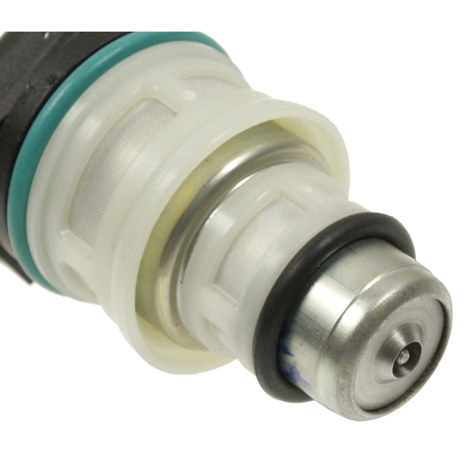 Standard Motor Products TJ13 - Fuel Injector Standard Motor Products TJ13 Fuel Injector product image 1 of 3