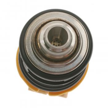 Standard Motor Products TJ22 - Fuel Injector Standard Motor Products TJ22 Fuel Injector product image 1 of 3