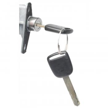Standard Motor Products TL303 Trunk Lock product image 1 of 3